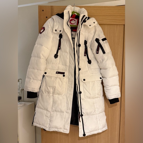 Canada Weather Gear Faux Fur Insulated Long Puffer Coat In White Medium - Picture 3 of 6
